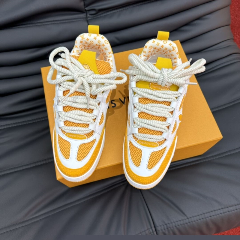 l**is V*t*n sneakers